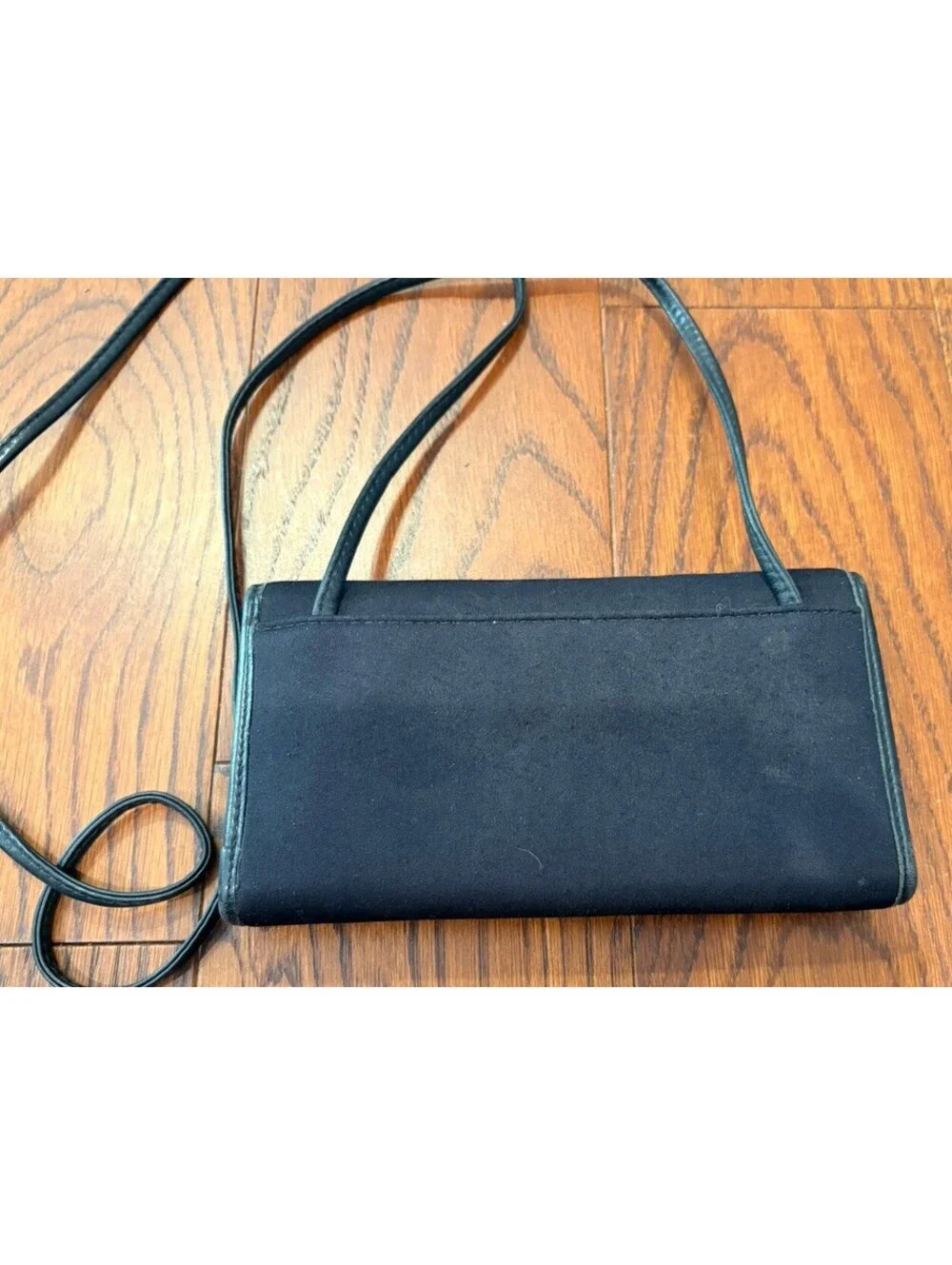 Coach Swing Wallet Purse Black Leather Trim Small Trifold Crossbody Strap